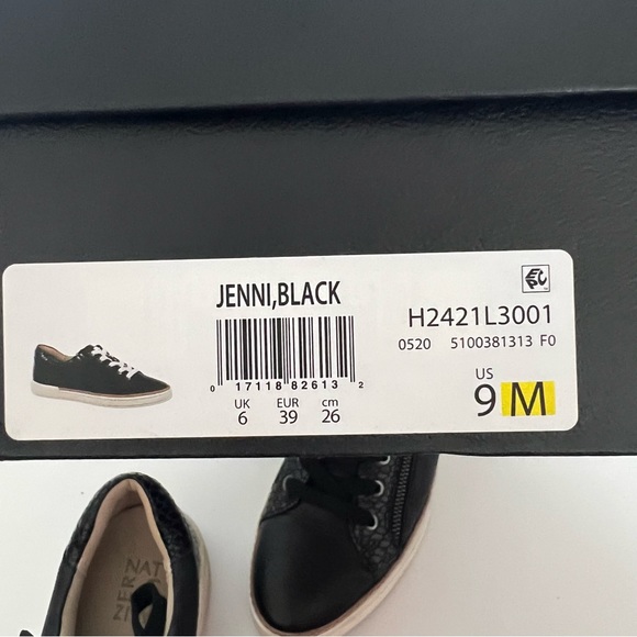 Naturalizer Jenni Black Sneaker Sz 9 - Picture 8 of 8